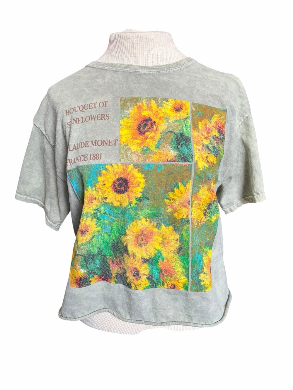 Fifth Sun Green Crop Tee with Yellow Sunflower Graphic